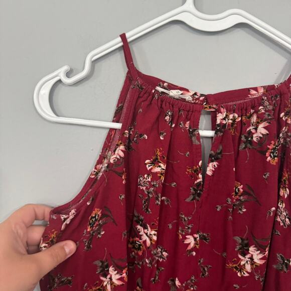 Maurices Dark Red Floral Print Keyhole Neckline Tank Top Women's Size Medium - Picture 3 of 7